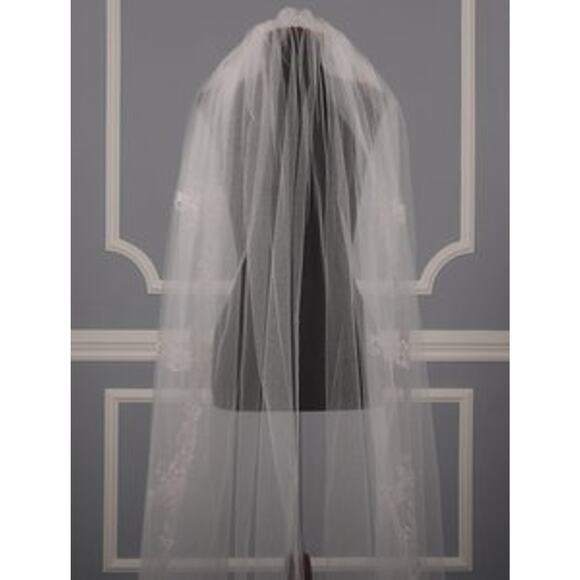 St. Pucchi M9339 Diamond White Silver Chapel Length Tulle Wedding Bridal Veil main image 6